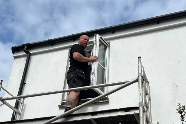 Locksmith In Cornwall, Low-Key Locksmiths, Commercial Locksmiths, Residential Locksmiths-2